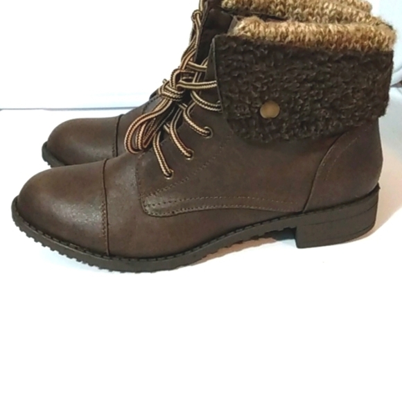 CLIFFS BY WHITE MOUNTAIN CHOCOLATE BROWN LACE UP FUR TRIM ANKLE BOOTS SZ 7 NWOT - Picture 9 of 11